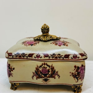 Exquisite Rectangular Ceramic Jewelry Box with Lid, Handles, and Feet