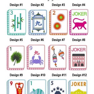 Może przedstawiać: Dwanaście haftowanych płytek Mahjong od Gdesigns of Charleston. Wzory obejmują bambus, latarnię, koła, r&oacute;żowego kota, liść palmy, kraba, spławiki wędkarskie, budynek, kowbojski but, pancernika, kowbojski kapelusz oraz budowlę Alamo.