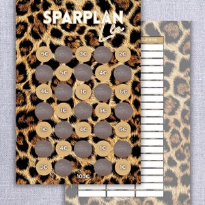 Könnte beinhalten: Ein Sparplan im Leopardenmuster mit dem Text "SPARPLAN Co" und verschiedenen Euro-Beträgen. Das Design umfasst ein Raster von Kreisen mit Beträgen wie 5€, 4€ und 1€ sowie einen Abschnitt zur Berechnung der Ersparnisse.
