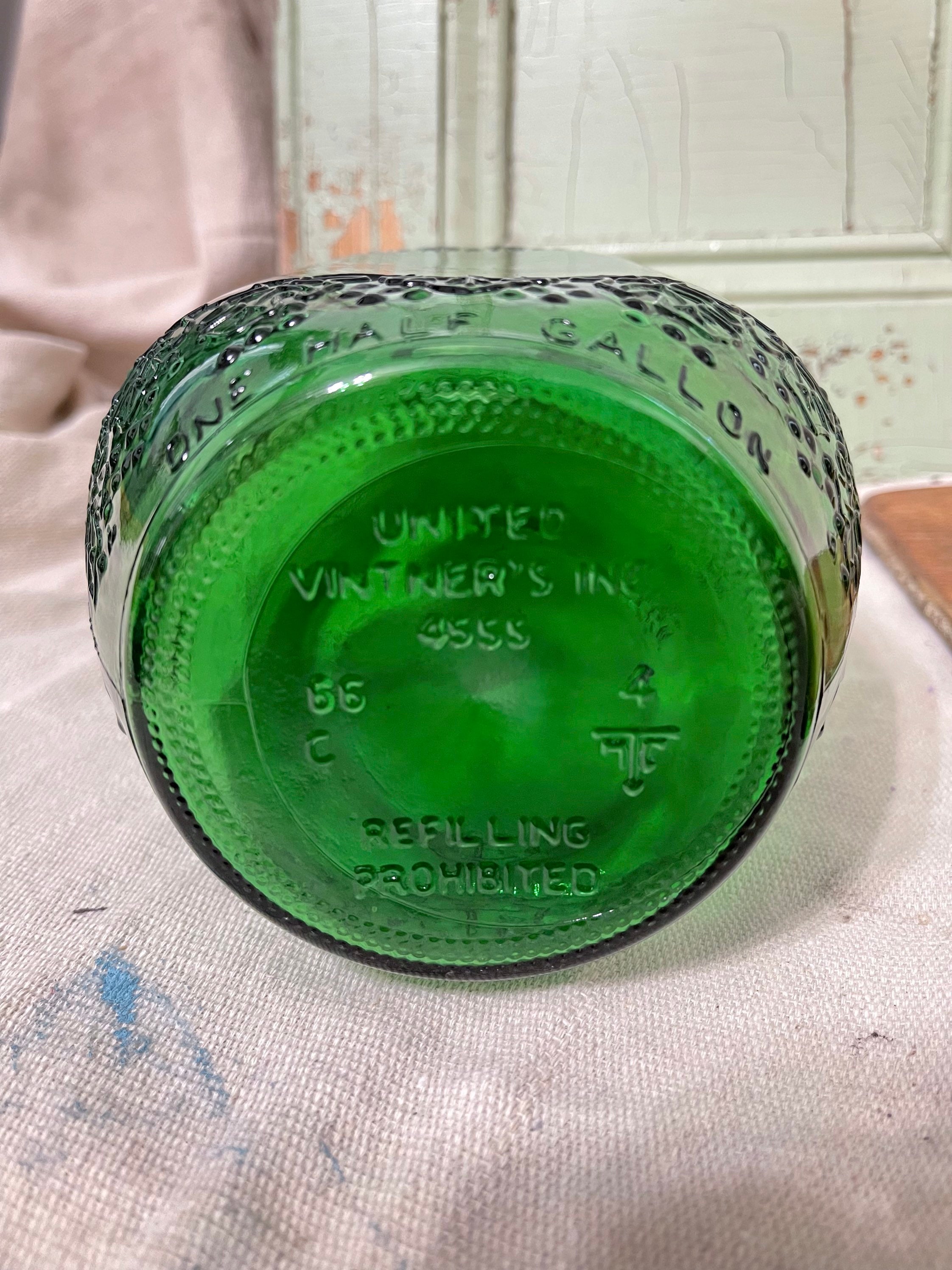 Vintage United Vintner's Green Glass Bottle / Vintage Decor