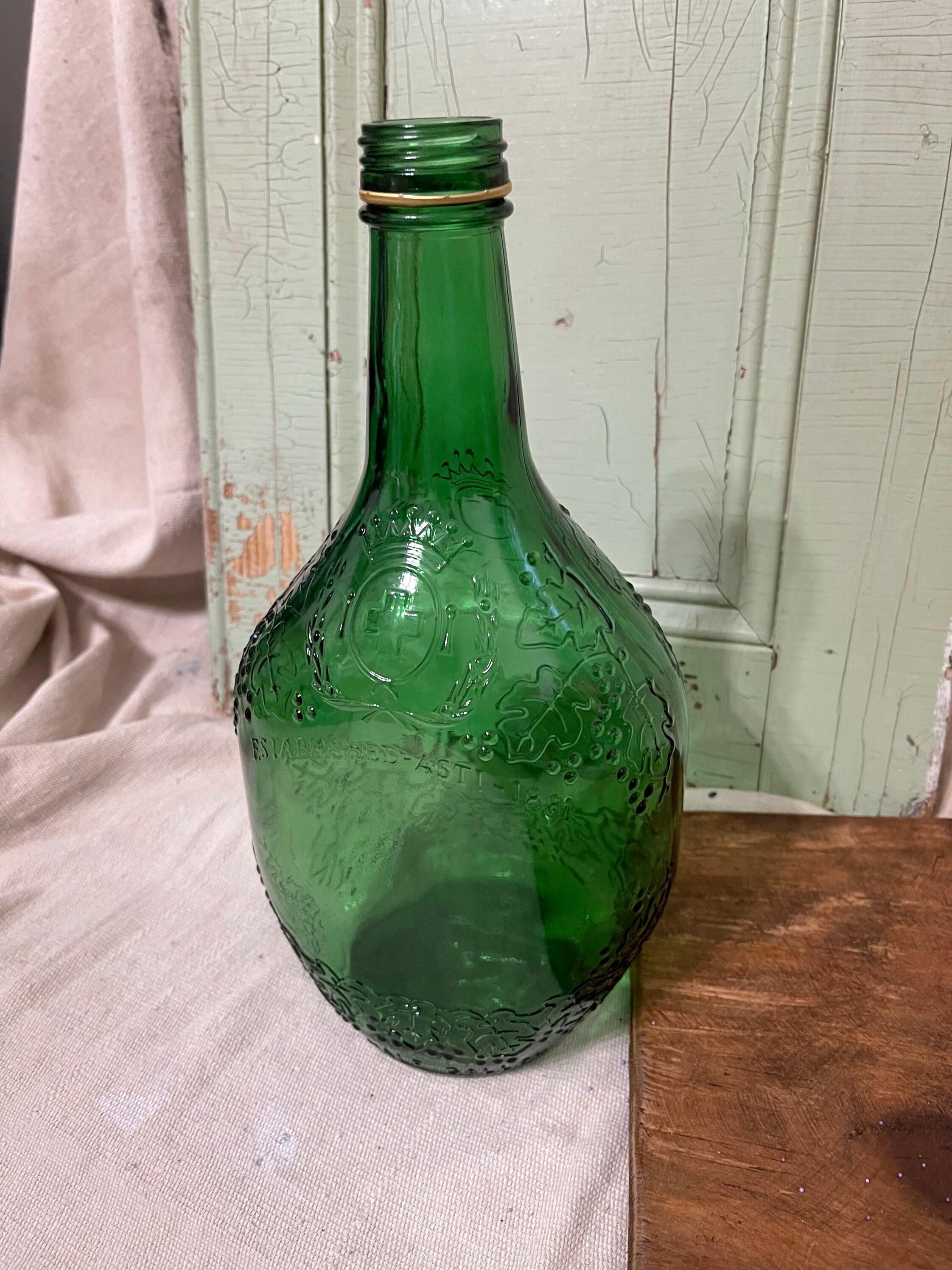 Vintage United Vintner's Green Glass Bottle / Vintage Decor