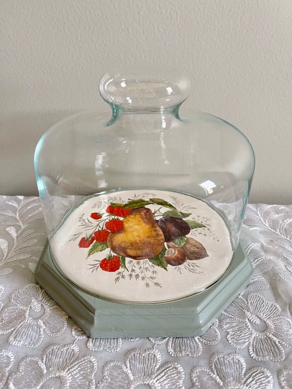 Upcycled Painted Vintage Cheese Keeper Glass Dome Lid // Farmhouse / Cheese  & Fruit Server / French / Kitchen Decor / Cottage / Country 