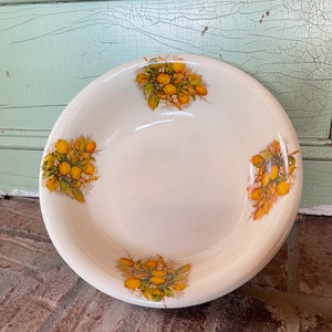 Vintage #7515 McCoy Lemon & Flowers Basin Bowl // Farmhouse / Cottage / French Country / Boho / storage / kitchen decor / fruit bowl /