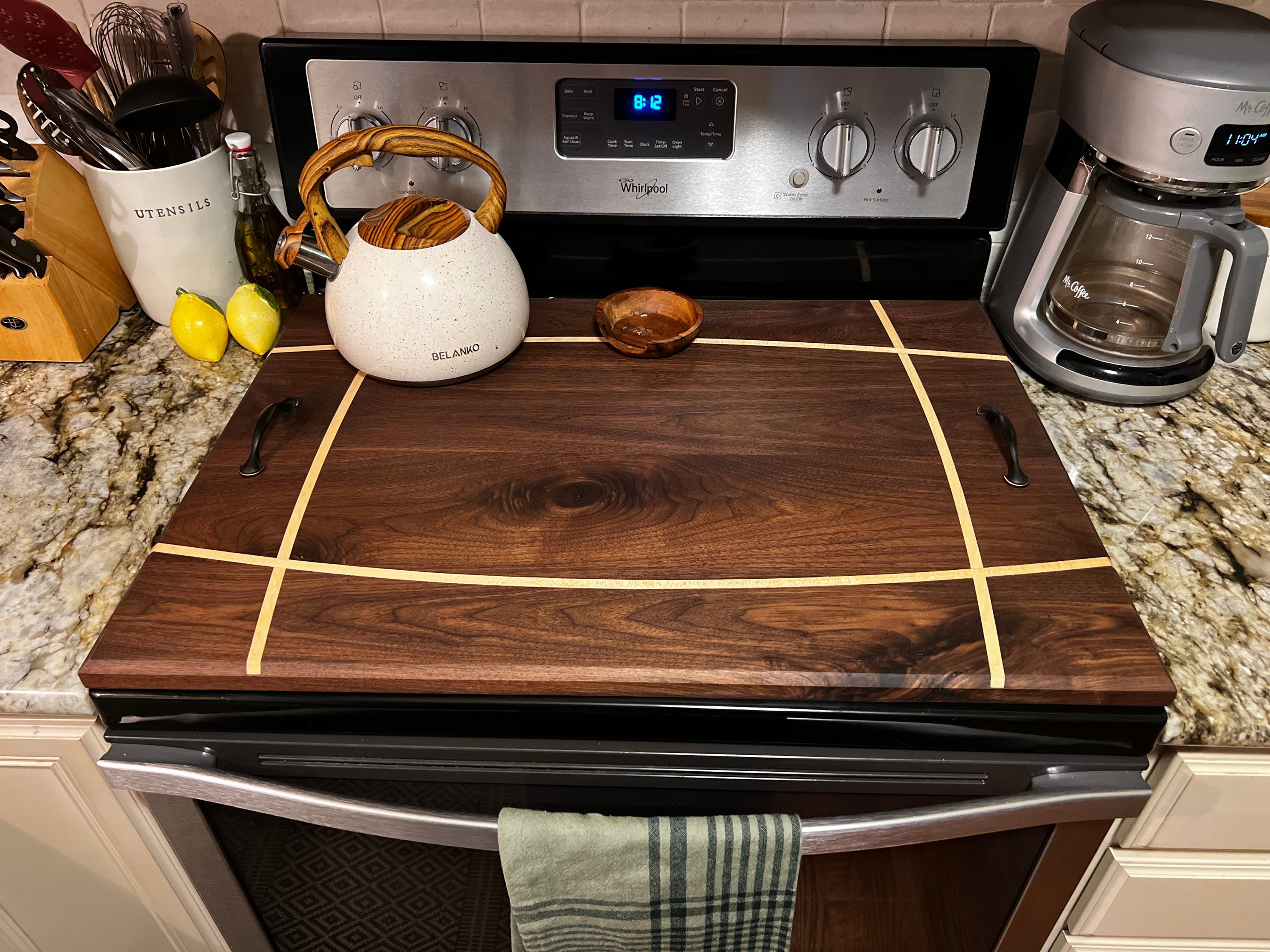 Stove Top Cover with higher back