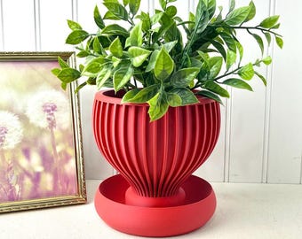 Modern Geometric Planter Pot, Yin Planter Pot, Small Indoor Flower Pot, Modern Planter with Saucer
