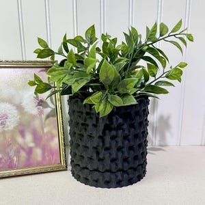 Modern Geometric Planter Pot, Rugged Planter Pot, Small Indoor Flower Pot, Modern Planter with Saucer
