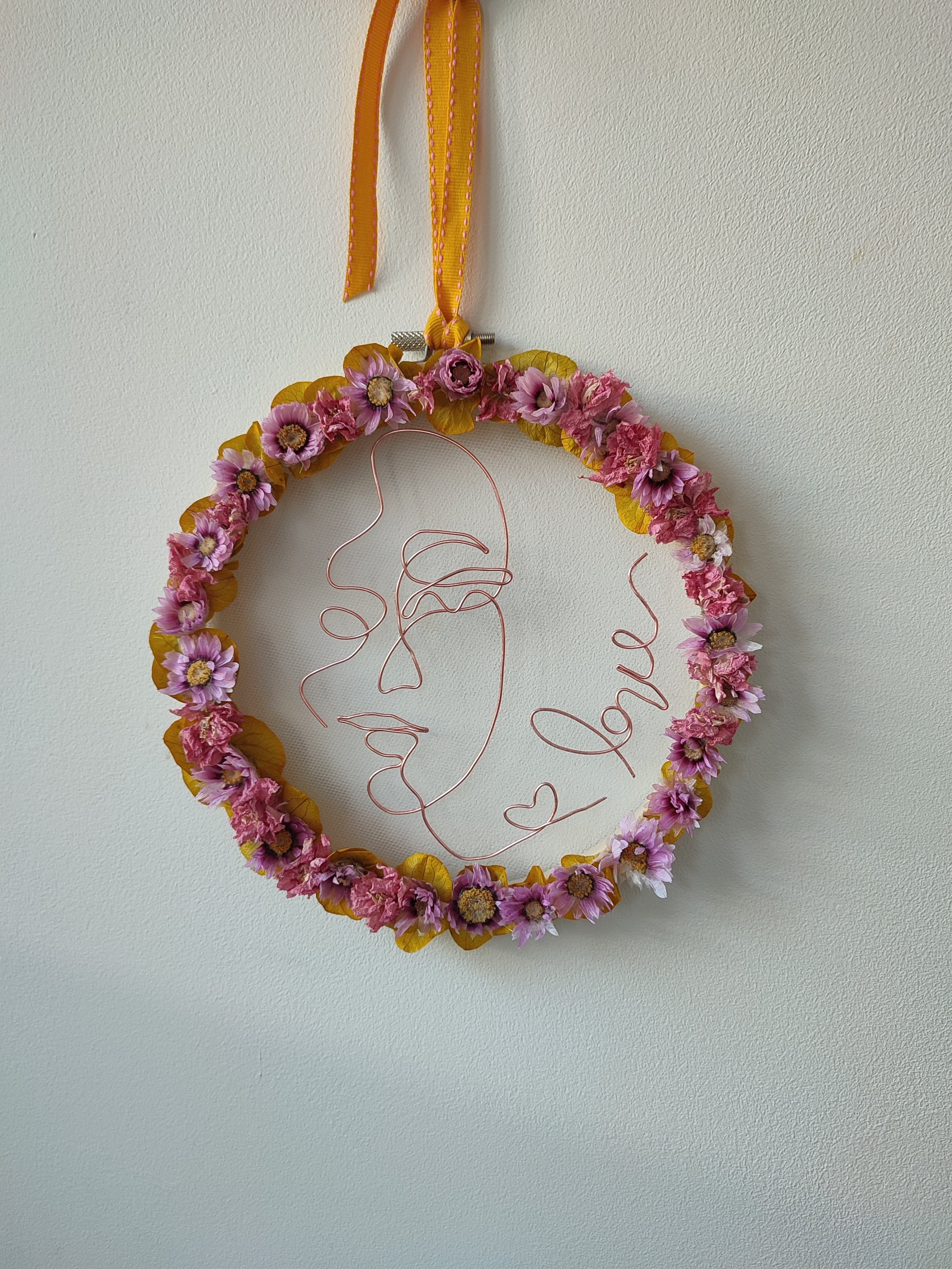 Couronne Murale de Fleurs Séchées et Stabilisées