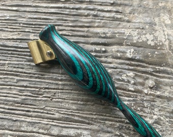 Porte-stylo oblique en bois lamellé, calligraphie carotte
