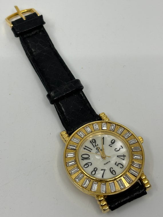 Ladies Wrist hand watch