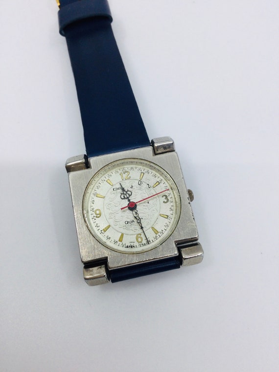 A Very fine quartz watch unique and rare unisex. - image 6