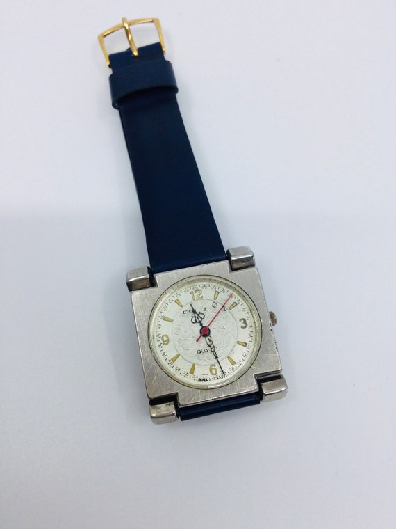 A Very fine quartz watch unique and rare unisex. - image 1