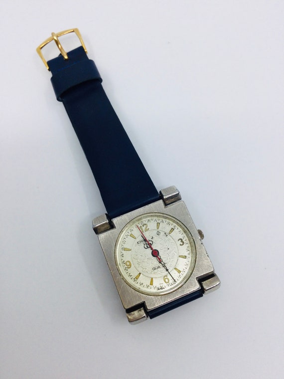 A Very fine quartz watch unique and rare unisex. - image 2