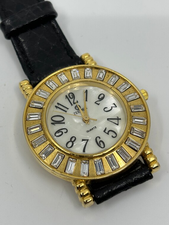 Ladies Wrist hand watch - image 2