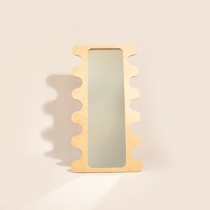 Wavy Mirror