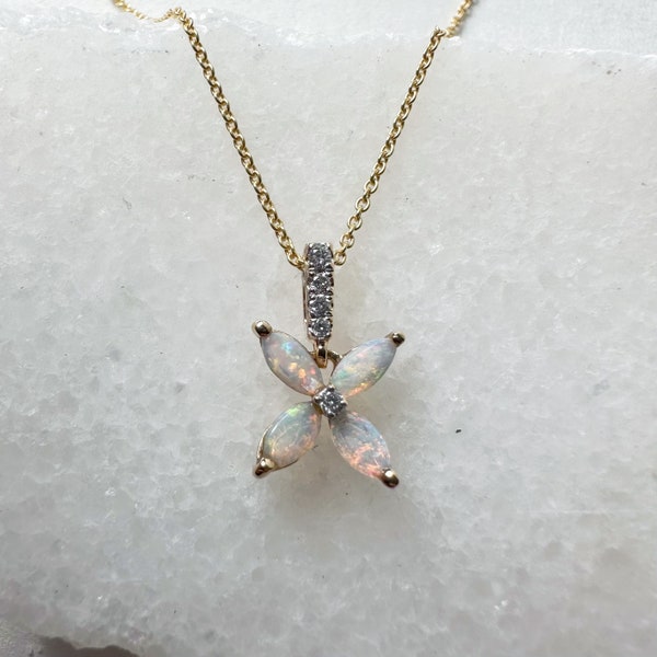 14K Solid Gold echte Diamant und Opal Blumen Anhänger