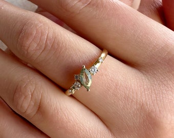 18K Solid Rose Gold Genuine Green Sapphire and Diamond Ring