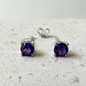 14K Solid Gold Echte 4 mm Amethyst Runde Ohrstecker / Paar