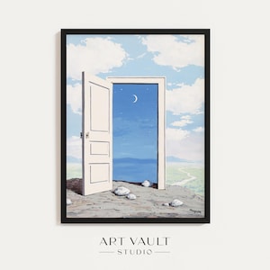 Puede incluir: Impresión artística enmarcada que representa un paisaje surrealista. Una puerta blanca se abre a un cielo nocturno con una luna creciente. La escena está ambientada en un terreno rocoso con una costa distante bajo un cielo azul nublado. El texto "ART VAULT STUDIO" está en la parte inferior.