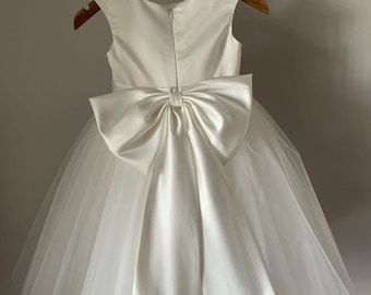 ivory satin tulle pretty dress wedding dress party dress back with bow flower girl dress No. 02
