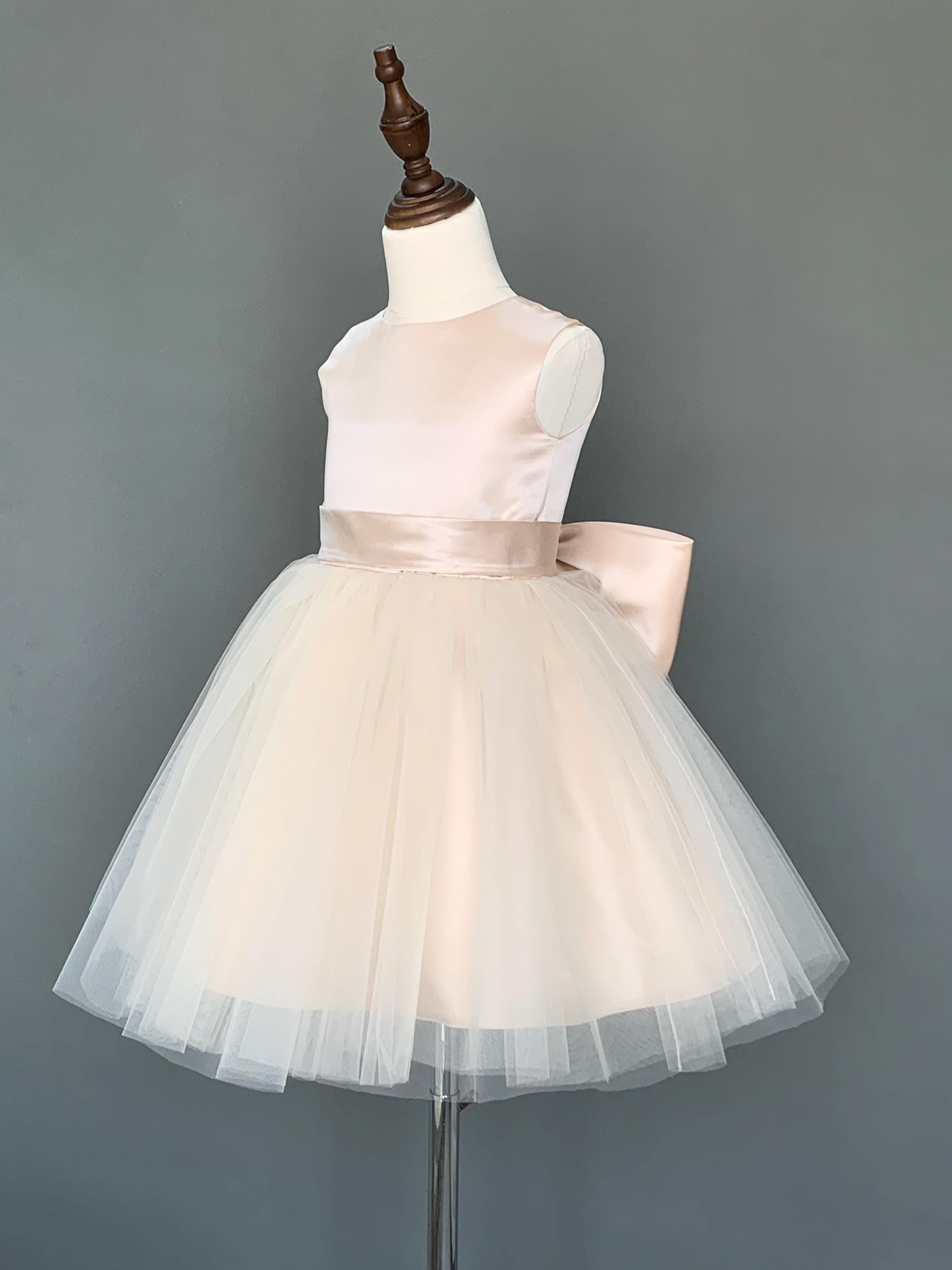 green emerald velvet dress 5th Grade Graduation Dress for Girls main image 0