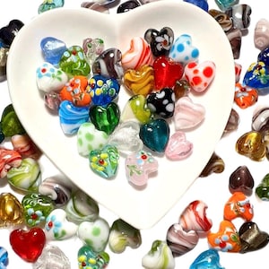 Mezcla de cuentas de corazón de lampwork, cuentas de vidrio, verde, rojo, blanco, azul, floral, fabricación de joyas, bolsa sorpresa, suministros para manualidades, muy bonito