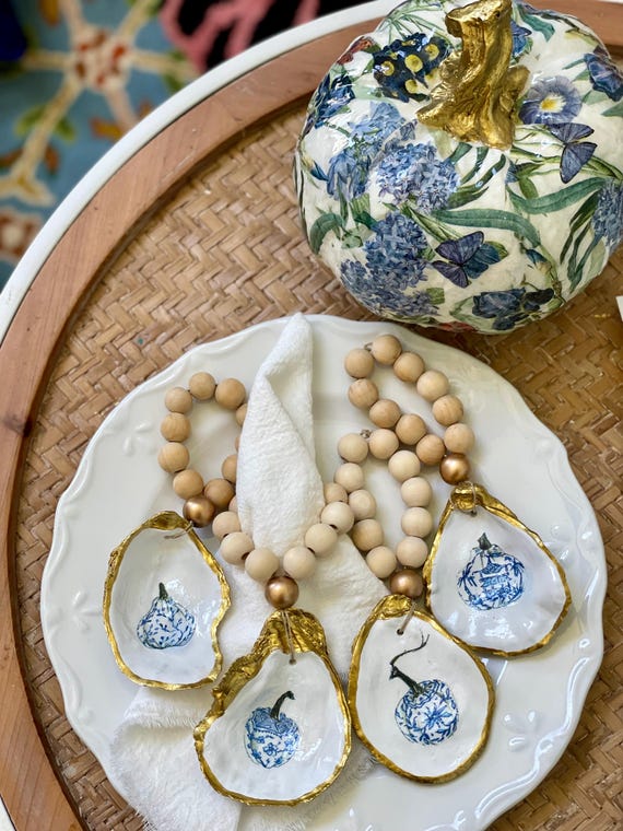 レジンアクセサリー　No.102 Gift Set of 4/6/10 Chinoiserie Pumpkin Decoupage Oyster Shell