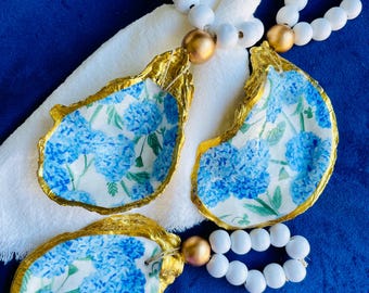 Gift set of 4  hydrangeas design decoupage oyster shell ornaments/ napkin rings/ chic dinner decor