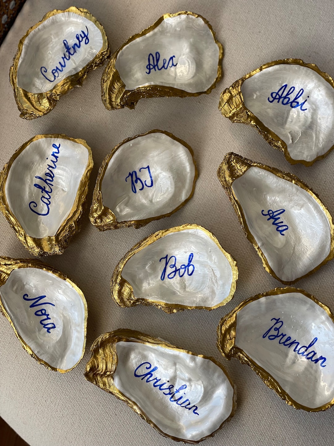 Personalized Oyster Shell Wedding Favors: Hand-painted Pearl With Gold ...