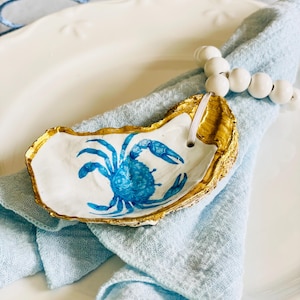 Blue and white chinoiserie crab coastal style decoupaged oyster shell  napkin rings /wine bottle ring /oyster shell ornaments/ coastal decor