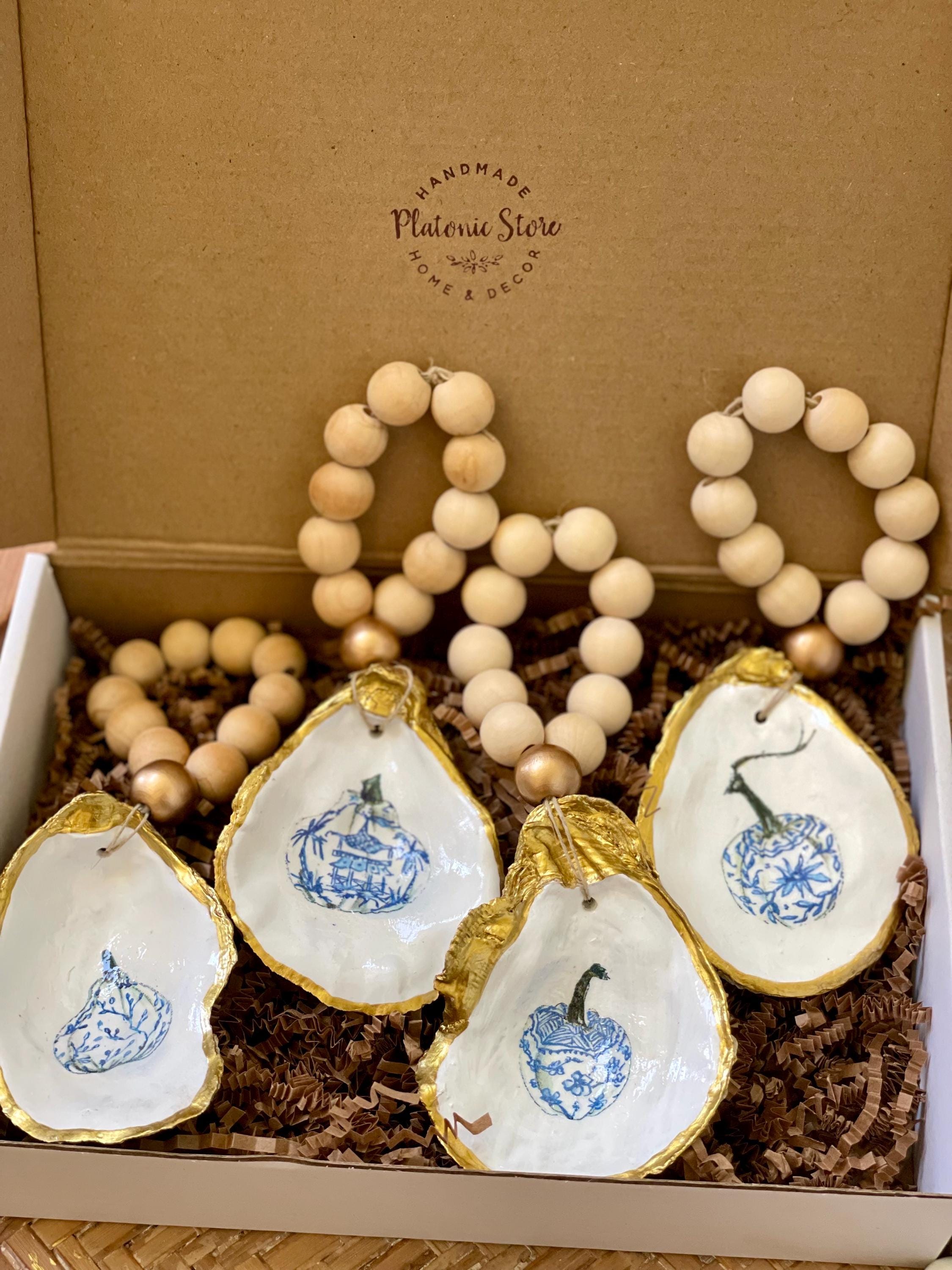 Gift Set of 4/6/10 Chinoiserie Pumpkin Decoupage Oyster Shell