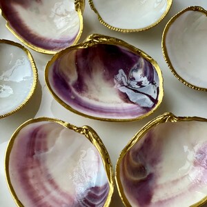 Tiny Gilded Clam Shell Wedding Favors/ Bridesmaids Gift/ Individually ...