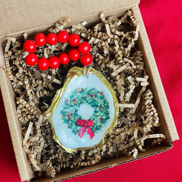Christmas gift hand made decoupage Christmas wreath ornaments || oyster shells decoupage  ornaments || Christmas gift set