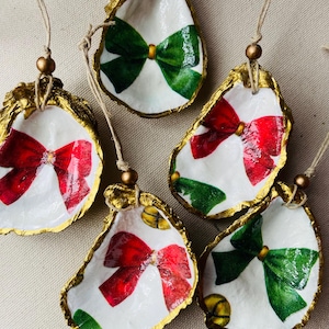 Handmade Decoupage Oyster Shell Christmas Ornament: Vintage Bow Decor