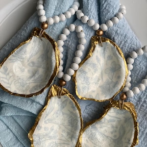 Gift set of 1/2/4 Easter bunny decoupage oyster shell  napkin rings  / wine bottle ring / oyster shell ornament / Easter tree decor