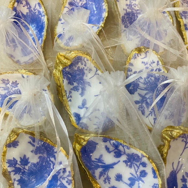 Wedding favors set of 10/30/50/ 100 /150/200 hand made decoupage flower blue and white design oyster shell trinket dish