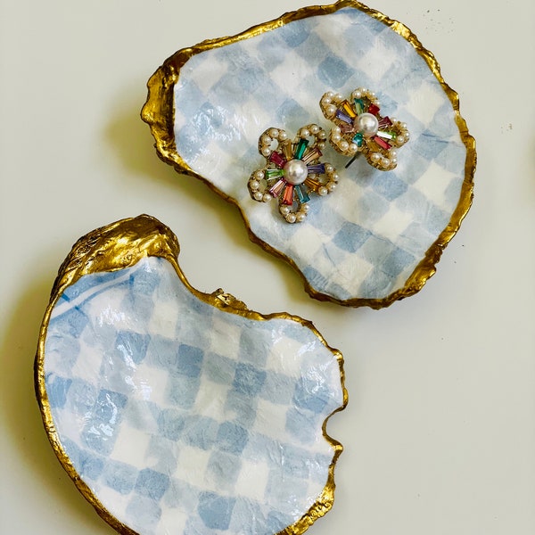 Wedding favors set of 10/30/50/ 100 /150/200 hand made decoupage plaid blue and white design oyster shell trinket dish