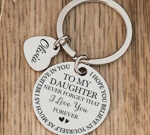 Porte-Clés Gravé Cadeau Pour Amie/Amoureux – Alliage – 3cm – Messages D'Amour – Pour Noël, Anniversaire, Saint-Valentin