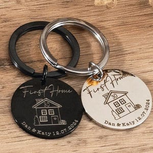 Personalised New Home Gift,Engraved Gift for New House,First Home Keyring,Moving in Gift,Housewarming Present Keychain,Valentine&#39;s Day Gifts