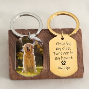 Pet Memorial Keychains, Pet Remembrance Gift, Personalized Metal Keychains, Dog Loss Gift, Custom Portrait From Photo, Pet Mom, Animal Lover image 2