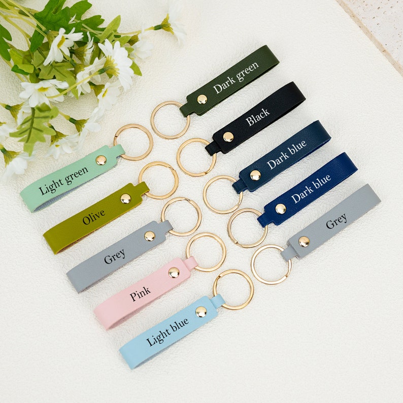 Custom Name Keychain With Birth Flower, Personalized Men Keychain, Valentines Day for Him, Minimalist Keychain, Unique Holiday Gift image 7