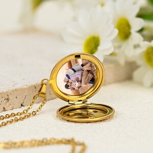 Image Photo Locket Necklace, Wife Anniversary Gift, Personalise Picture Necklace, Engraving Pendant Necklace, Gift for Her, Mothers Day Gift image 5