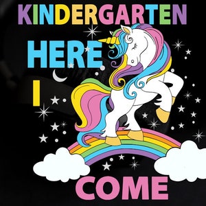 Unicorn Kindergarten Qui torno a scuola Insegnante d'asilo