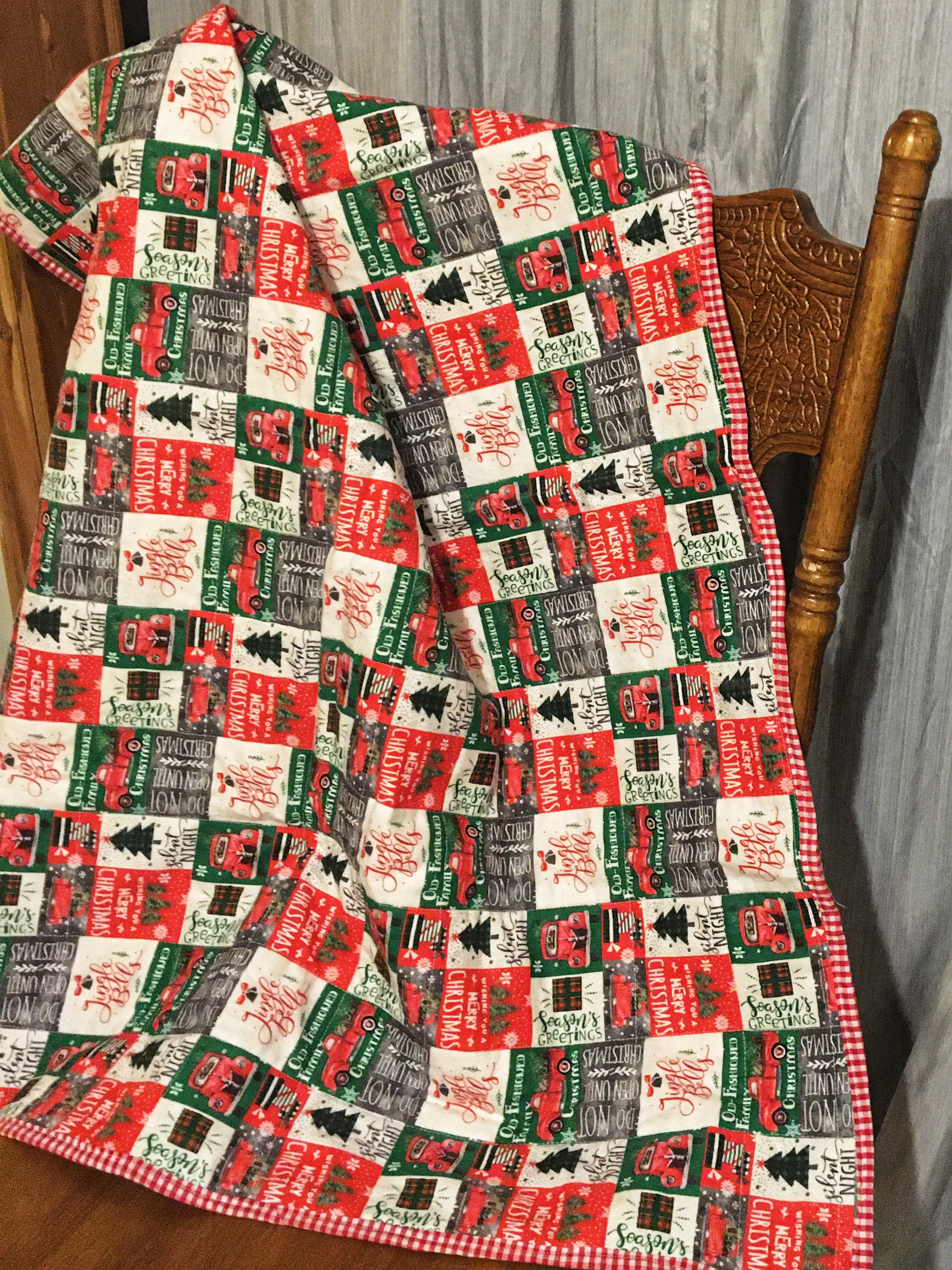 Christmas Lap Quilt, Christmas Quilt, Christmas Blanket, Lap Blanket