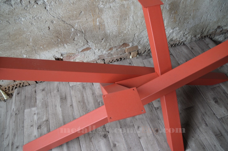 Red spider metal table base