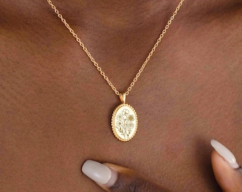 Engraved Family Birth Flower Necklace, Personalized Birth Flower Bouquet Necklace, Mother's Day Gifts, Dainty Gift For Mum, Nana Gifts