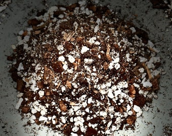 Chunky Aroid Mix, Handcrafted Houseplant Potting Soil Mix with Organic Mycorrhizal Fungi