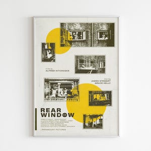 K&ouml;nnte beinhalten: Ein Vintage-Filmplakat f&uuml;r den Film "Das Fenster zum Hof" unter der Regie von Alfred Hitchcock. Das Plakat zeigt einen gelben Kreis mit Schwarzwei&szlig;bildern von Fenstern und einem Geb&auml;ude. Der Text auf dem Plakat lautet "Das Fenster zum Hof", "Ein Film von Alfred Hitchcock", "Mit James Stewart und Grace Kelly" und "Paramount Pictures".