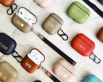 Personalized AirPods Pro Airpods 1/2/3 Pebble Leather Case With Keychain Clip, Engraved Airpods Pro Case with Hand Strap, Gift for her/him