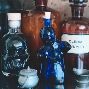 Boo bottle | Spirit bottle | Ghost bottle | Witches bottle | Samhain magick bottle | spirit magick bottle | Ghost decor | Hugging ghosts