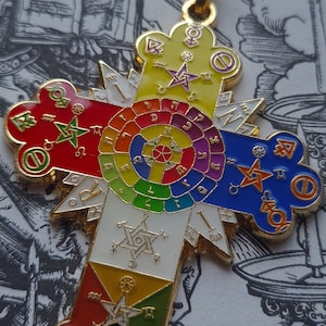 de l'alchimie Ordre de la Golden Dawn Pendentif rose croix rose croix rose croix bijoux occultes lamen rosicrucien collier image 6